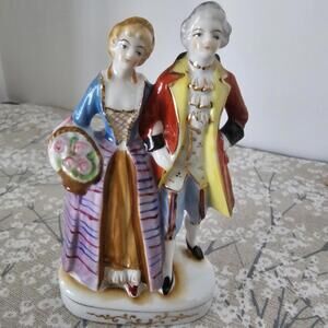 Vintage Couple OCCUPIED JAPAN Figurines, Statues, Figures